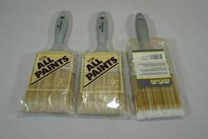 lot 22 image: 3 Rock River 3 Polyester Paint Brushes