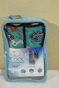 lot 100 image: Professionals Choice 2XCool Sports Medicine Boot -Small Front