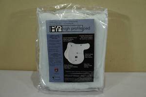 lot 104 image: Super Quilt Fleece High Profile Pad -Adult 16-16.5