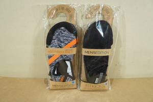 lot 115 image: 2 Pairs Fitkicks -Mens Small