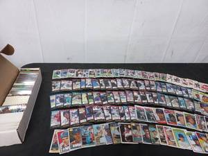 lot 34 image: Collection Of Mainly Baseball Cards