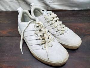 lot 107 image: K-Swiss Sneakers - Mens Size 9
