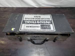 lot 131 image: Two SearsCraftsman Reciprocating Saws