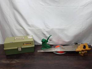 lot 166 image: Collection Of Tools And Garage Items