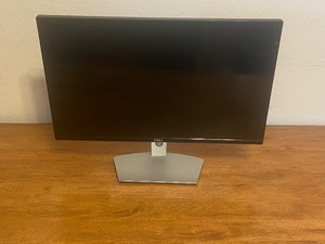 Dell Monitor With Accessories&nbsp
