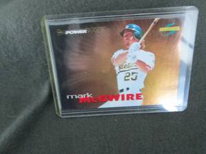 lot 1 image: 1996 Score Power Pace #1 Mark McGwi...