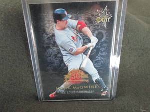 lot 7 image: 1998 LEAF MARK McGWIRE GOLD LEAF ST...