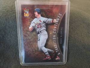 lot 40 image: 2001 Topps A Tradition Continues Ma...