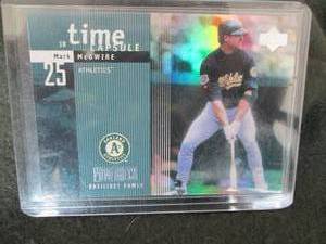 Mark McGwire (Baseball Card) 1999 U...