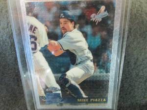 1996 Topps Chrome #93 MIKE PIAZZA L...