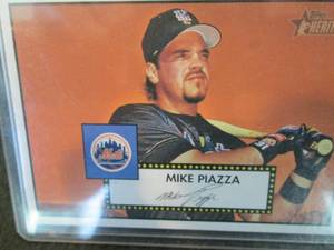 2001 Topps Heritage Mike Piazza #40...