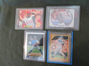 4 Assorted Mike Piazza Cards...
