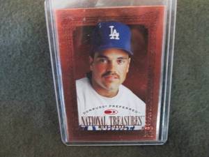 1997 Donruss Preferred #171 Mike Pi...