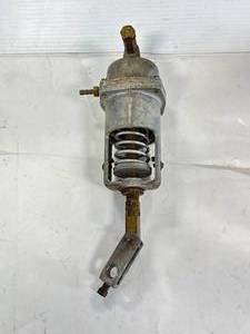 lot 43 image: Powers Strut Assembly