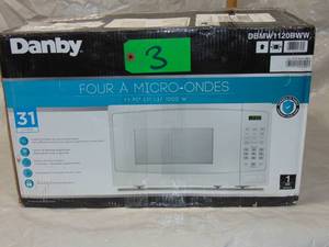 Danby DBMW1120B 21W 1.1 Cu. Ft. 1000 Watt - White Unused