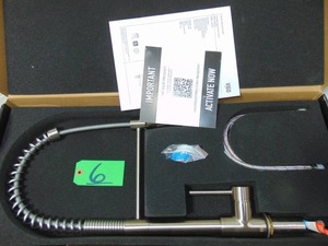 VIGO  VG02032ST Laurelton Single-Handle Pull-Down Sprayer Kitchen Faucet in Stainless Steel  Unused