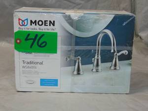 Moen Traditional Widespread Bathroom Faucet Polished Chrome W ValveDrain Unused