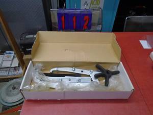 New T & E 7 ton 23 jaw puller. As shown.