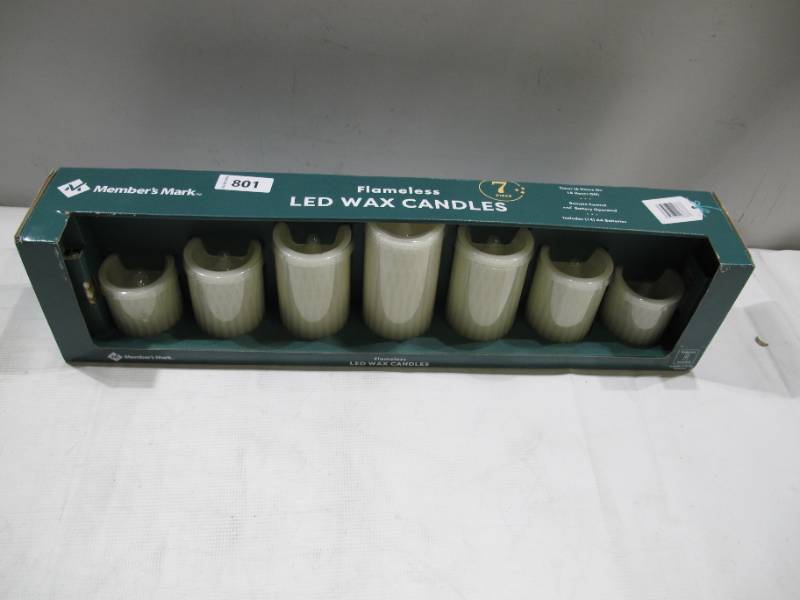 lot 801 image: Members Mark 7-Piece Flameless LED Wax Candles