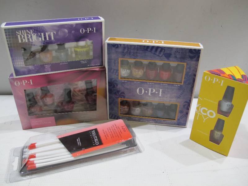 lot 841 image: NEW Set of OPI Nail Polish - 5 Sets of Items