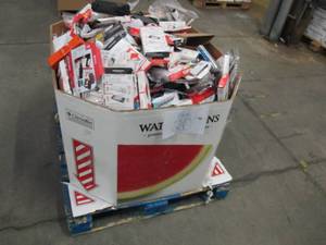 lot 20 image: Pallet of Store Overstock, Damaged Product, and Returns - Electronics