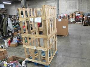 lot 21 image: Wooden Pallet Cages - Great for holding items on a pallet