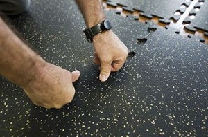 lot 4 image: 320 Sq Ft - 17 Brand NEW Boxes of EZ Flex Interlocking Recycled Rubber Floor Tiles by Mats Inc. - BlackGray