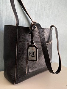 lot 18 image: Ralph Lauren Tote Style Handbag