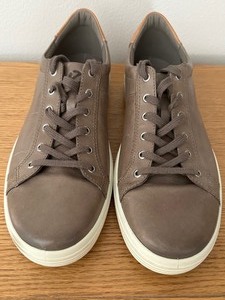 lot 24 image: Pair of Mens ECCO Leather Shoes
