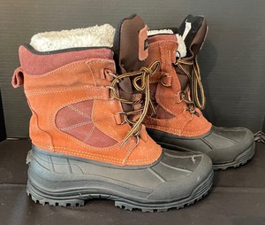 lot 92 image: Mens Totes Boots
