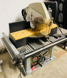 lot 124 image: Table Saw and Mitre Saw