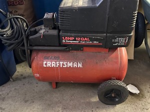 lot 117 image: Craftsman Air Compressor