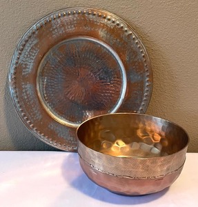 lot 139 image: Home Decor