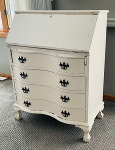 lot 4 image: Vintage White Painted Secretary Desk