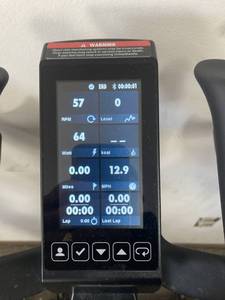 lot 2 image: Life Fitness ICG Spin Bike