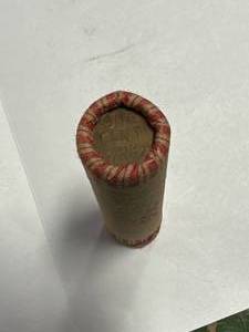 lot 45 image: Unsearched Roll of Wheat Pennies
