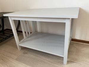 lot 51 image: Wooden Accent Table