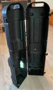 lot 89 image: Golf Guard Hard Case Club Carrier