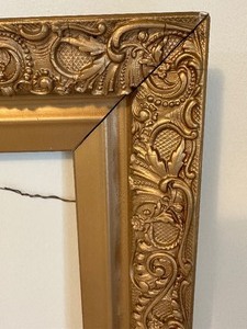 lot 115 image: Vintage Gilt Frame