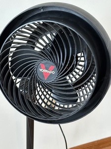 lot 121 image: Vornado Floor Van