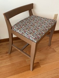 lot 105 image: Vintage Bench Seat