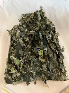 lot 137 image: Redhead Camo Hunt Wear