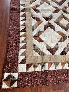 lot 227 image: Handmade Earth Tones Quilt
