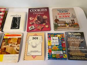 lot 270 image: Large Lot of Cookbooks