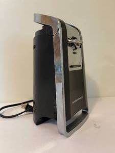 lot 273 image: Hamilton Beach Electric Can Opener Model 76606ZA