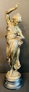 lot 4 image: Two Beautiful Vintage Bronze Sculptures
