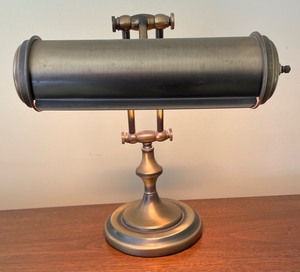 lot 27 image: Vintage Piano Lamp