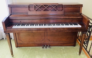 lot 20A image: Everett Upright Piano