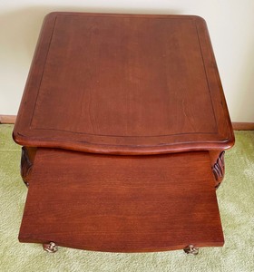 lot 32 image: Accent Table with Pull Out Tray