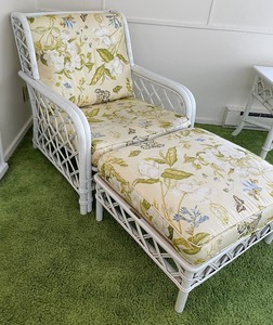 lot 11 image: Vintage White Wicker Chair, Ottoman and Side Table